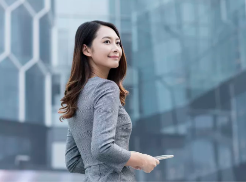 面相嘴唇厚的女人命运怎么样 面相嘴唇厚的女人命运怎么样